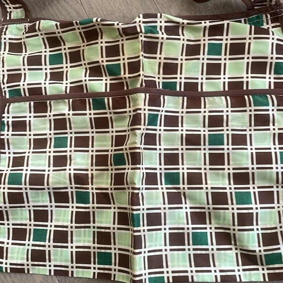 Clothespin Apron Holder - Picture 3 of 4